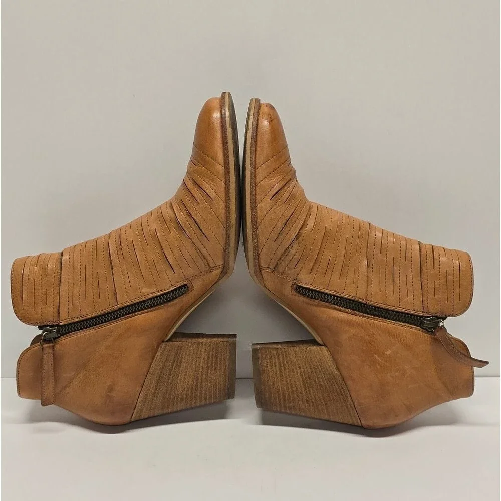 Paul Green Malibu Sliced Zip Bootie Tan Brown Leather US 10